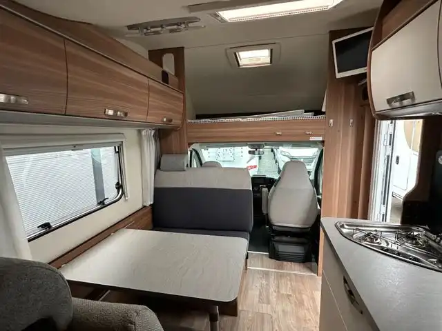 WEINSBERG CARA HOME 700 DG